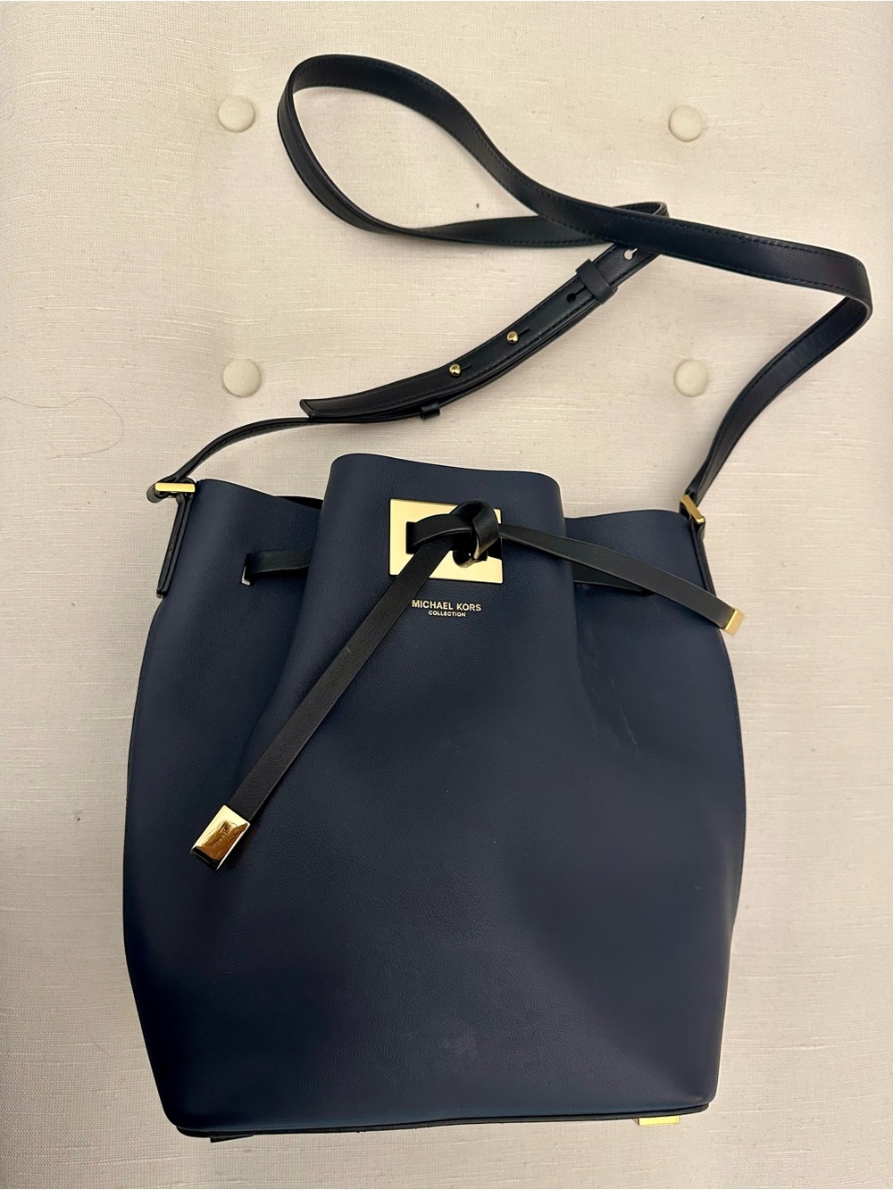 Michael Kors Collection Miranda Bucket Navy Leather Shoulder Bag Gold Hardware